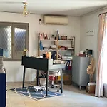 Appartement Avec Terrasse Proche Centre Ville D\'Arles