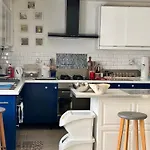 Appartement Avec Terrasse Proche Centre Ville D\'Arles